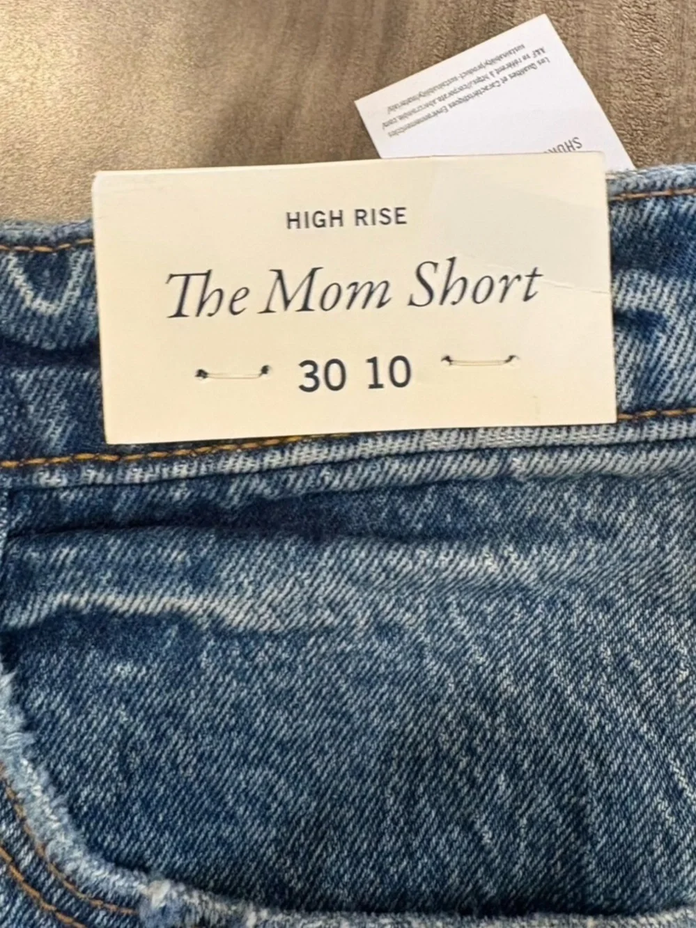 Abercrombie the mom short high rise NWT - Picture 2 of 4